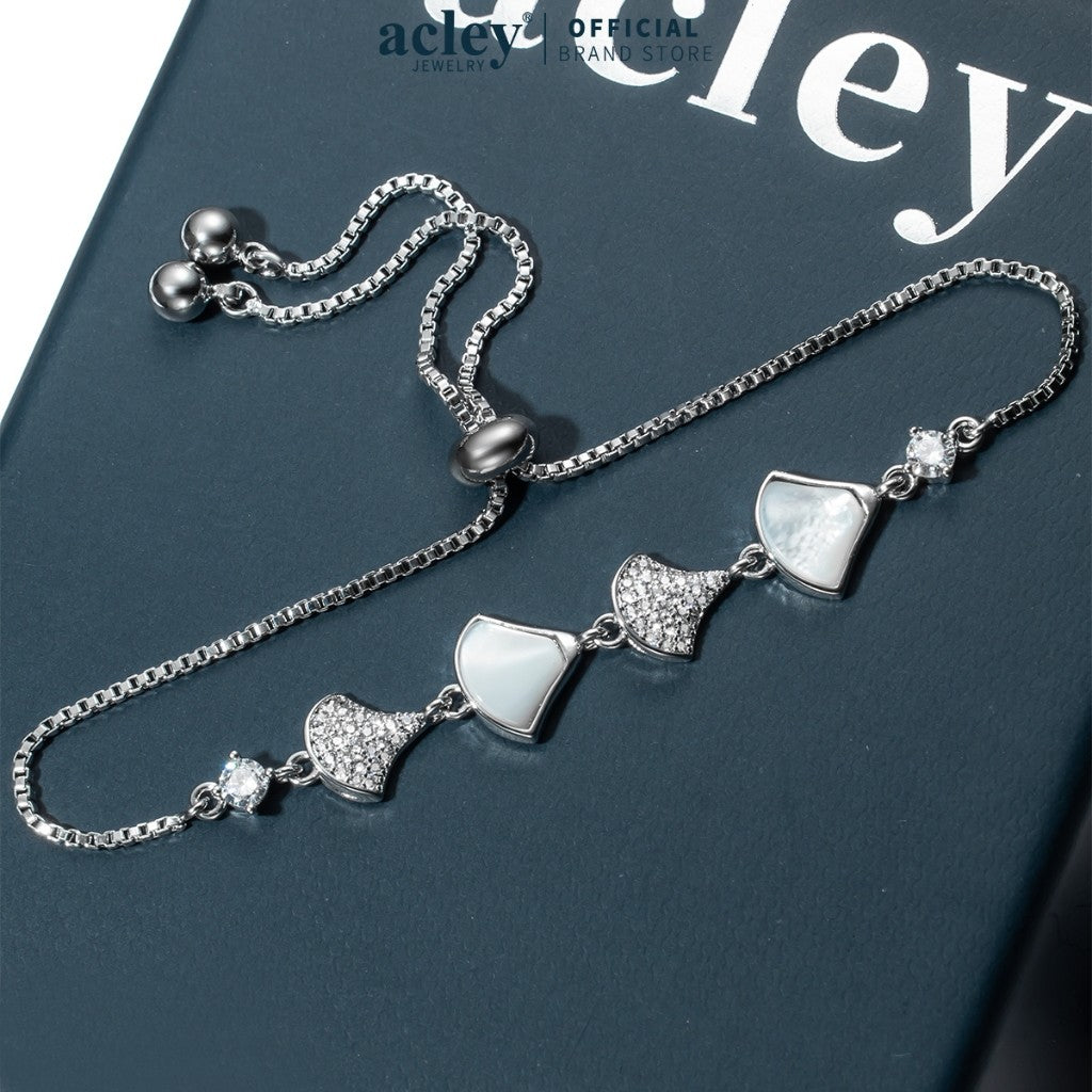 Lắc tay hợp kim đồng xà cừ trắng dáng cánh hoa